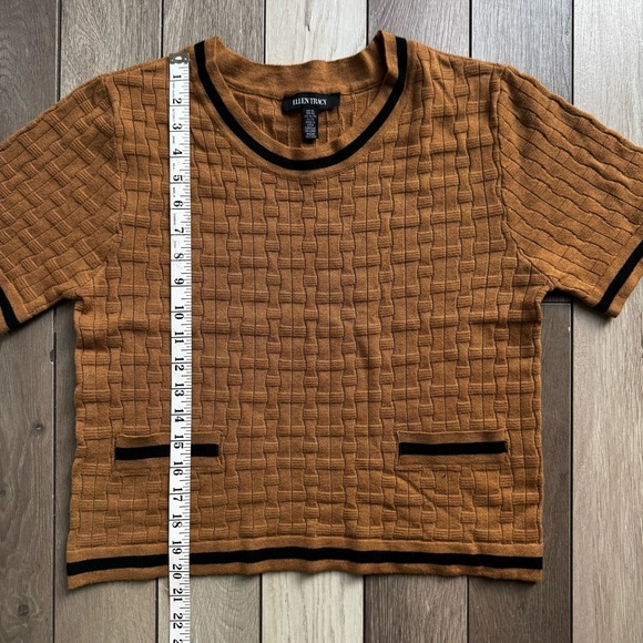 Ellen Tracy Tan Quilted Knit Croptop. Size:XL Good Condition - Picture 3 of 4